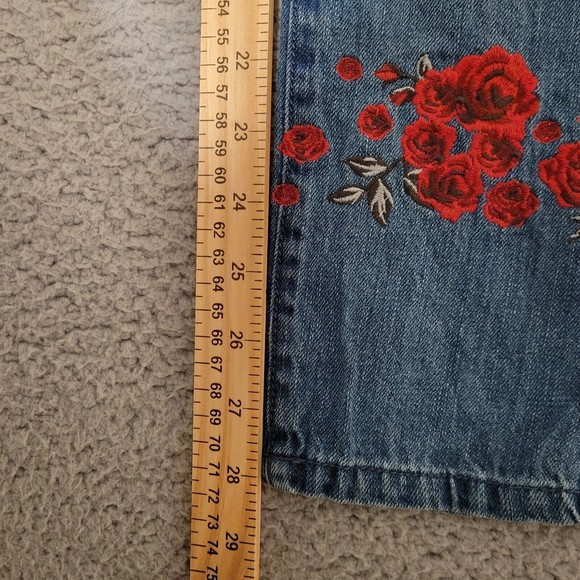 Womens Refuge Blue Pants Rose Embroidered Straight Leg Size 0 Measures 23x28 - Picture 8 of 16